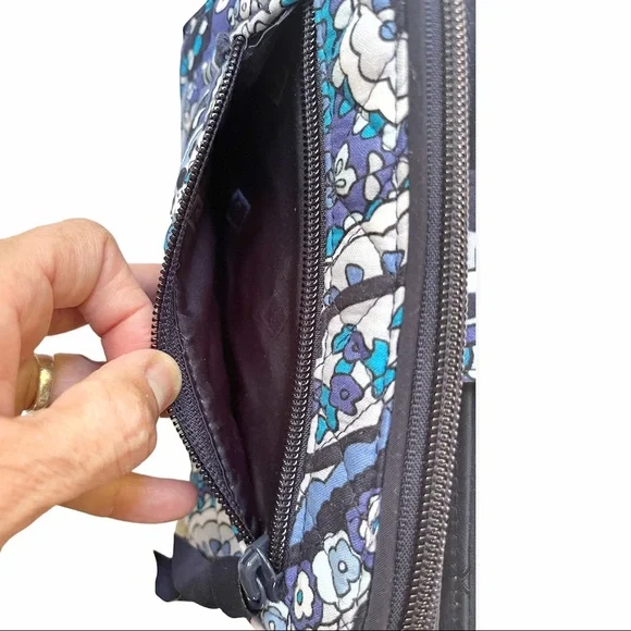 Vera Bradley Iconic RFID Turnlock Wallet in Deep Night Paisley - Picture 5 of 9